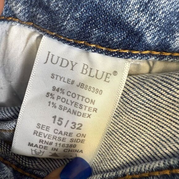 Judy Blue Teens Juniors Size 15W 32L Skinny Fit Distressed Light Wash Jeans - Picture 7 of 9